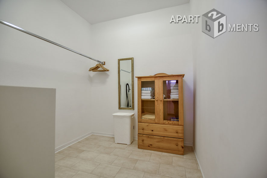 Stilvoll möblierte Altbauwohnung in guter Lage von Bonn-Kessenich