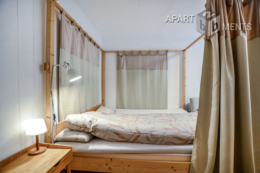 Möbliertes und gepflegtes Zimmer mit eigenem Bad in Wachtberg-Pech
