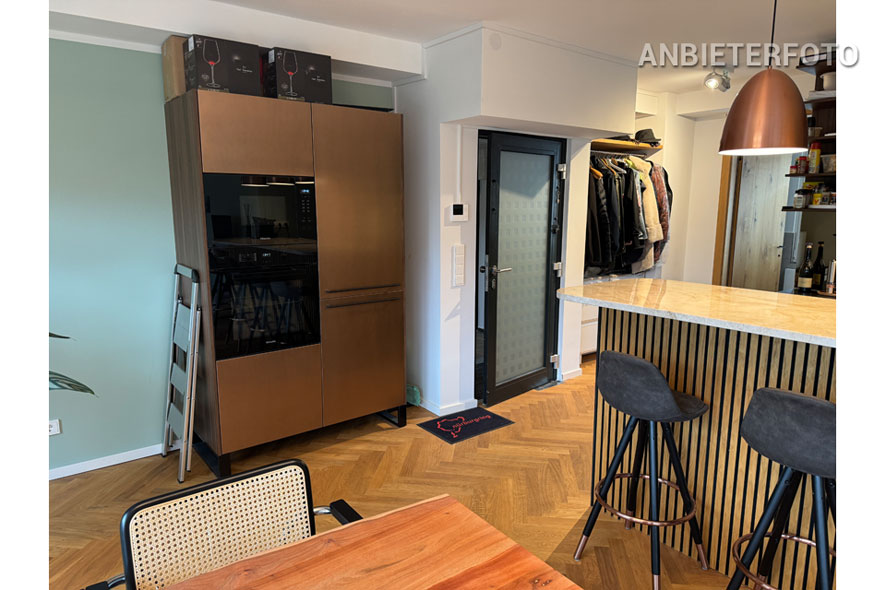 Top furnished top floor apartment in the center of Bonn at Blumenmarkt