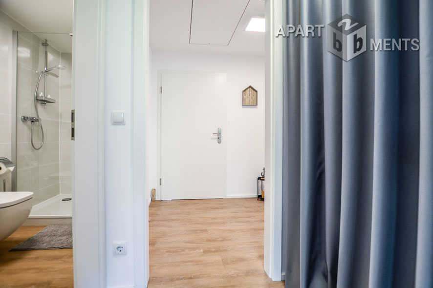 Möbliertes Zimmer in First Class-4er WG-Wohnung 113 m² im Zentrum von Bonn