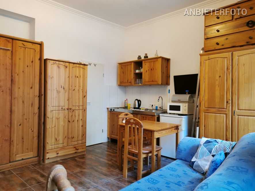 Gepflegt möbliertes Singleapartment in Bonner citynaher Altstadtlage