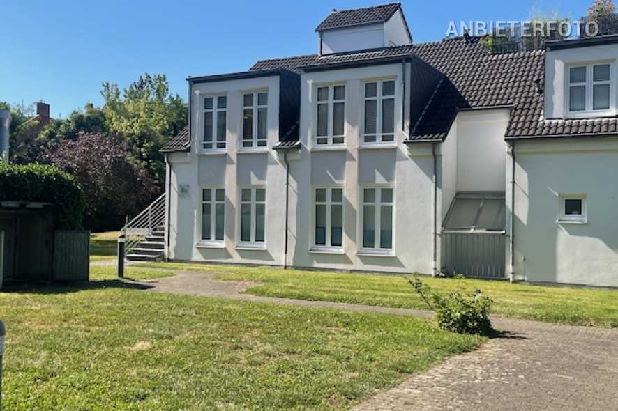 Barrierefreie und möblierte Wohnung mit Terrasse in Bonn-Poppelsdorf