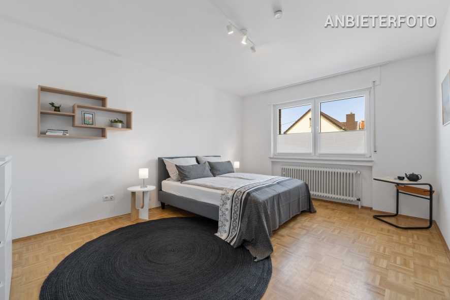 Geräumige und möblierte Wohnung mit Balkon in Niederkassel-Mondorf