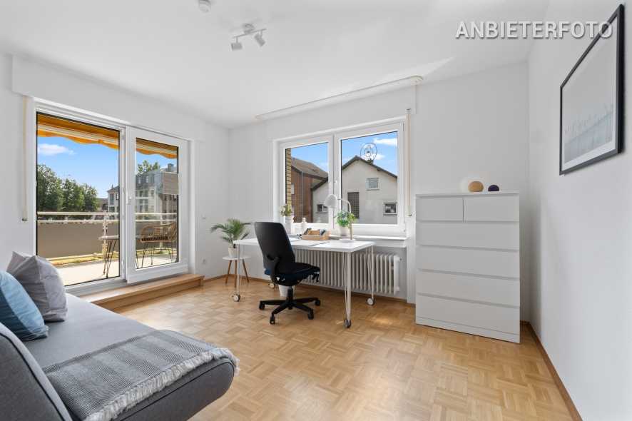 Geräumige und möblierte Wohnung mit Balkon in Niederkassel-Mondorf