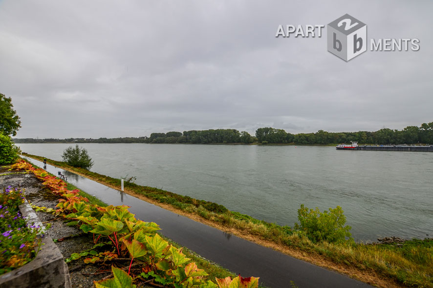 Möblierte 2-Zimmer-Maisonette direkt am Rhein in Wesseling-Urfeld