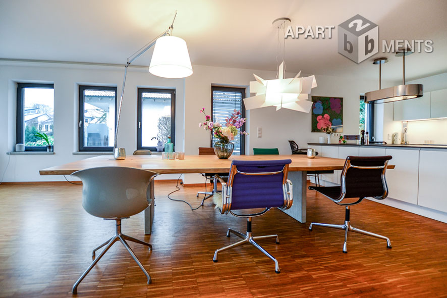 Möbliertes Haus mit Blick zu Rhein und Siebengebirge in Remagen-Oberwinter