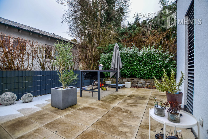 Möbliertes Haus mit Blick zu Rhein und Siebengebirge in Remagen-Oberwinter
