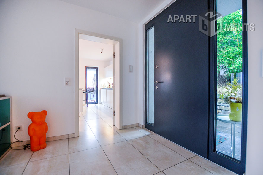 Möbliertes Haus mit Blick zu Rhein und Siebengebirge in Remagen-Oberwinter