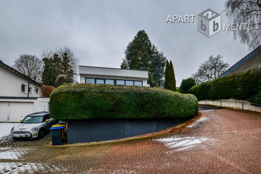 Möbliertes Haus mit Blick zu Rhein und Siebengebirge in Remagen-Oberwinter