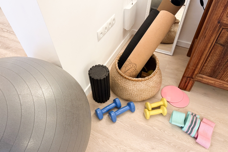 Möblierte Wohnung mit 2 Schlafzimmern 2 Bädern und Sauna in Neunkirchen-Seelscheid-Hochhausen