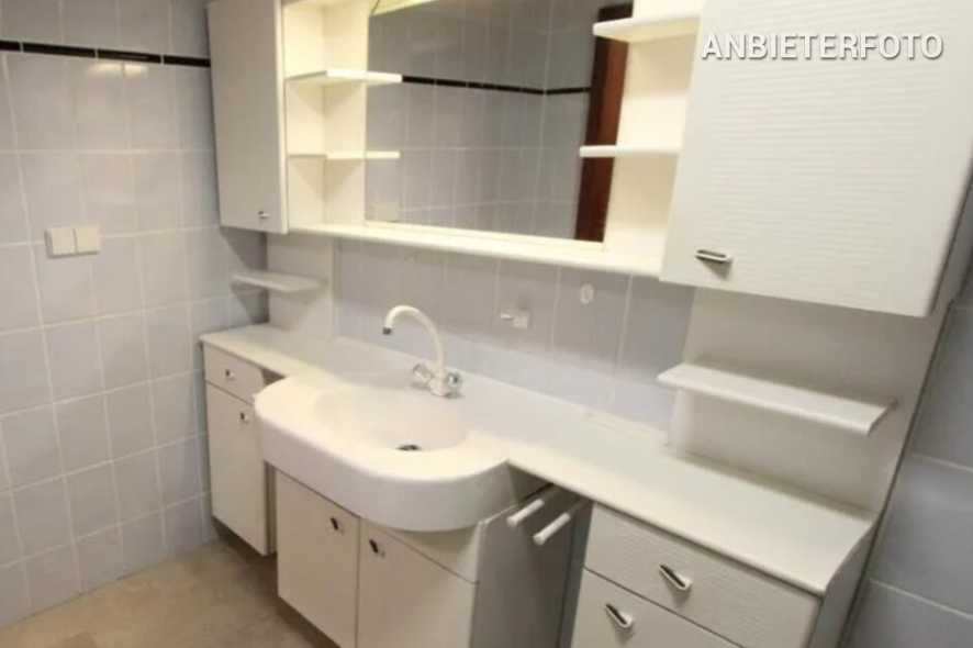 Furnished granny flat in Bonn-Tannenbusch