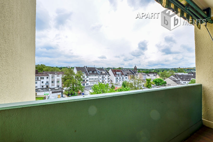 Hochwertig möblierte Wohnung mit Balkon in Bonn-Duisdorf
