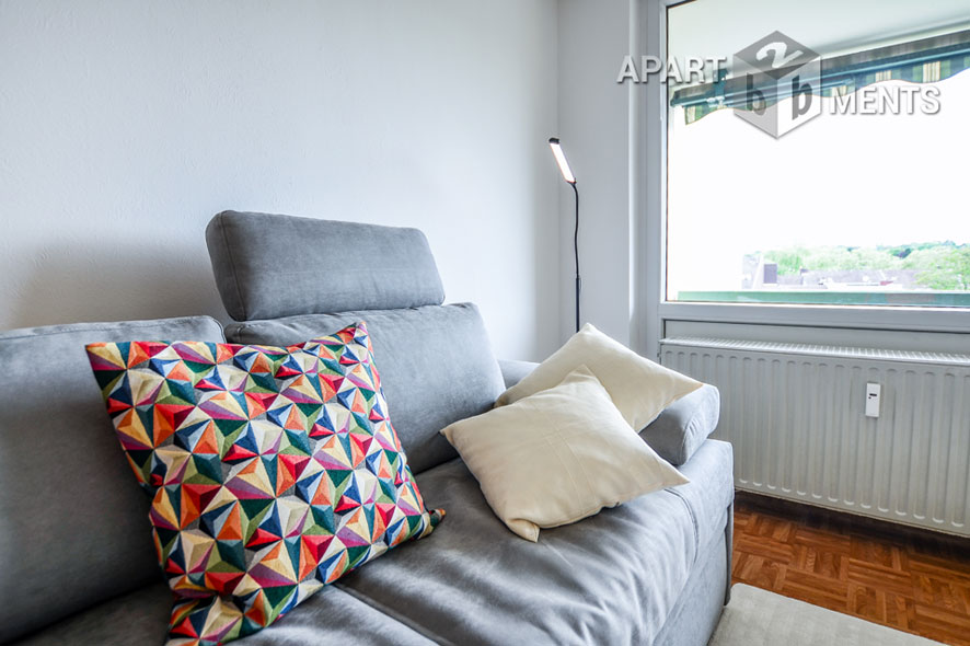 Hochwertig möblierte Wohnung mit Balkon in Bonn-Duisdorf