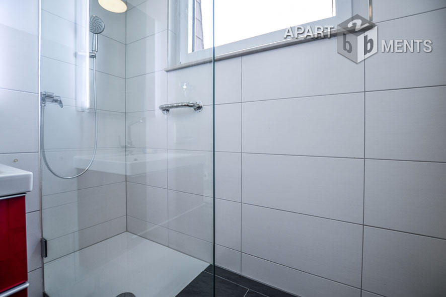 Hochwertig möblierte Wohnung mit Balkon in Bonn-Duisdorf
