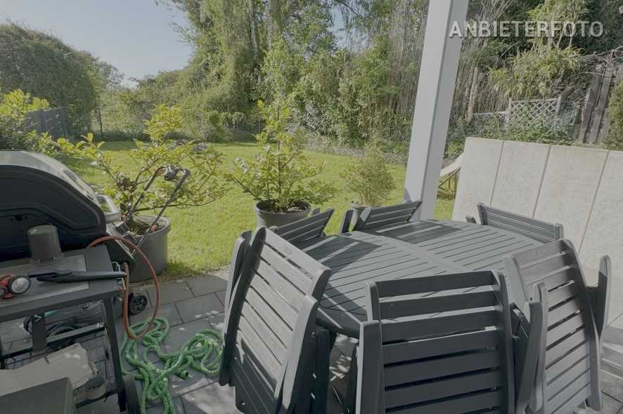 Möbliertes Reihenhaus mit Garten und Fitnessraum in Lohmar-Scheiderhöhe