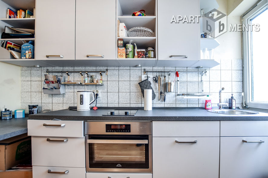 Möbliertes 2-Zimmer-Apartment mit Balkon im Villenviertel von Bonn-Plittersdorf